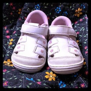 Toddler girl Stride rite shoes size 4
